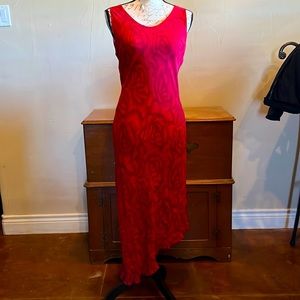 Red pure SILK sleeves maxi dress. Size Medium.